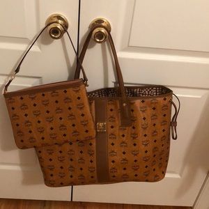 Authentic mcm bag and pouch ✨
